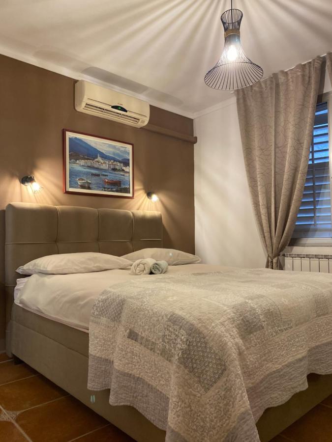 Apartments Oliva Πόρετς Εξωτερικό φωτογραφία