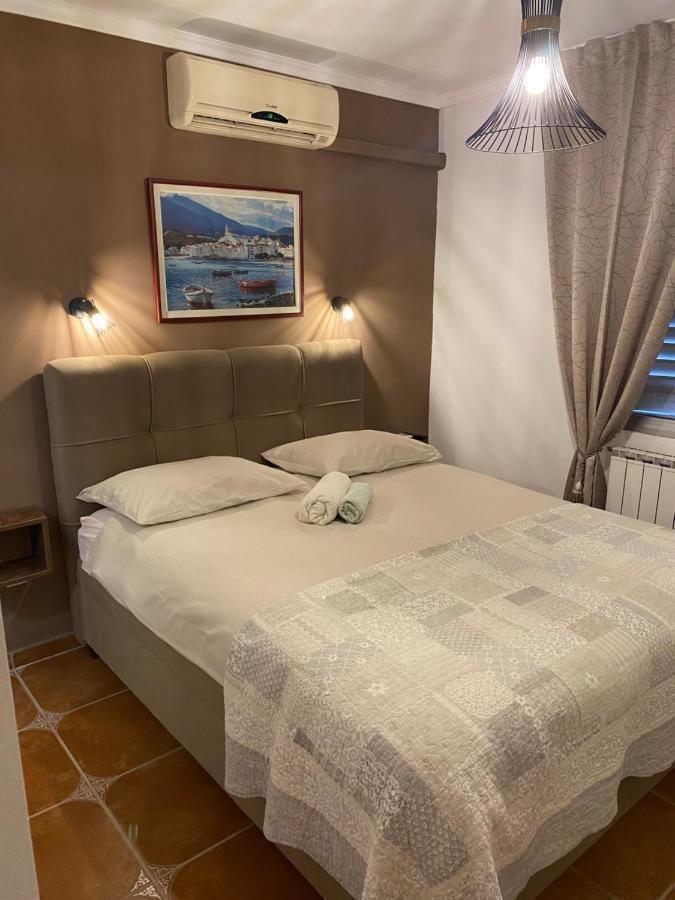 Apartments Oliva Πόρετς Εξωτερικό φωτογραφία