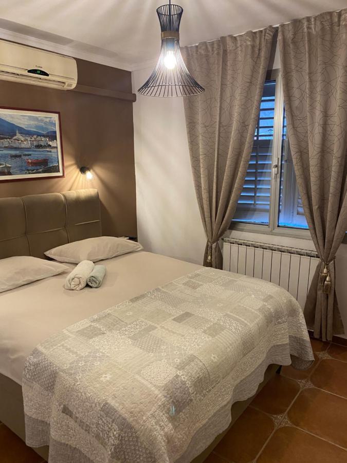 Apartments Oliva Πόρετς Εξωτερικό φωτογραφία