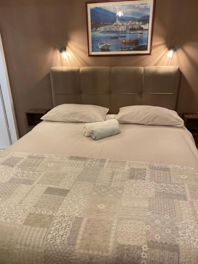 Apartments Oliva Πόρετς Εξωτερικό φωτογραφία