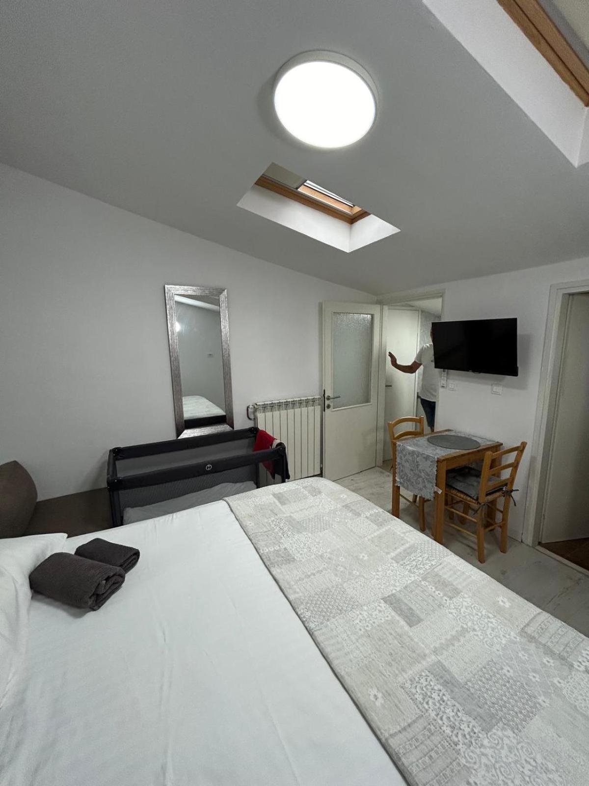 Apartments Oliva Πόρετς Εξωτερικό φωτογραφία