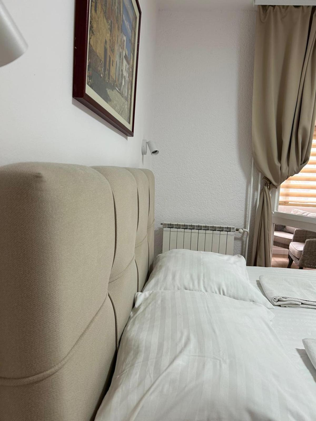Apartments Oliva Πόρετς Εξωτερικό φωτογραφία